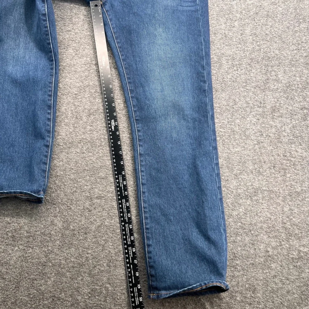 Banana Republic Premium Performance Jeans Medium Wash Straight Leg 34 Mens